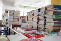 La Biblioteca Provincial recibió la donación de 6 mil libros de Librería Martín Fierro